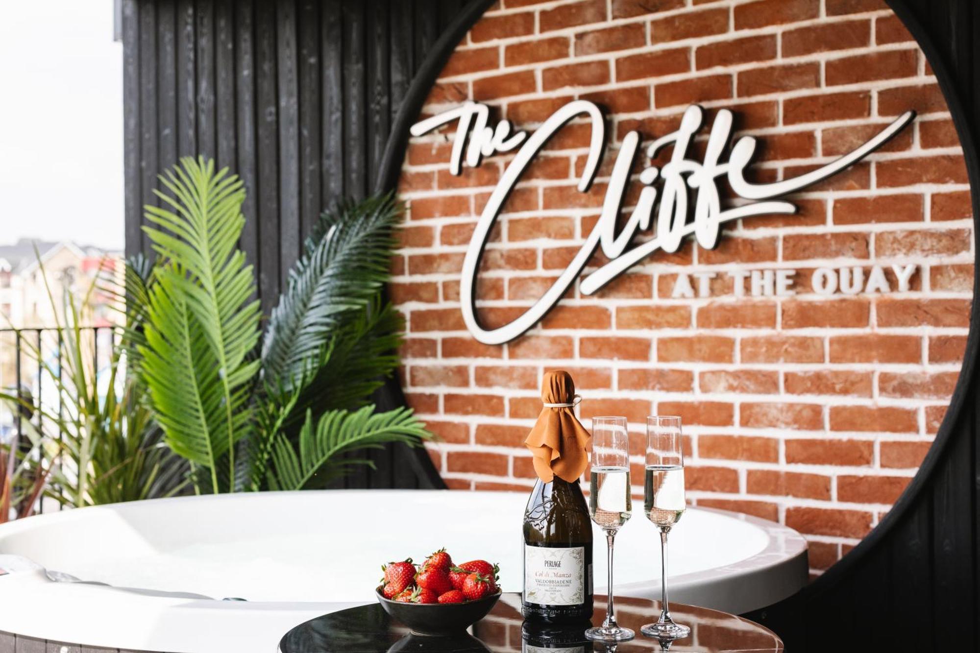 Hotel The Cliffe At The Quay Donegal Town Esterno foto
